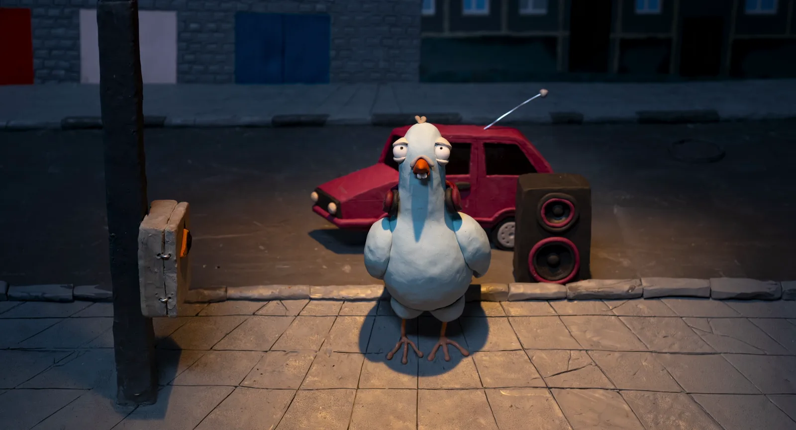 Cena 1 de O Pinguim e o Pombo