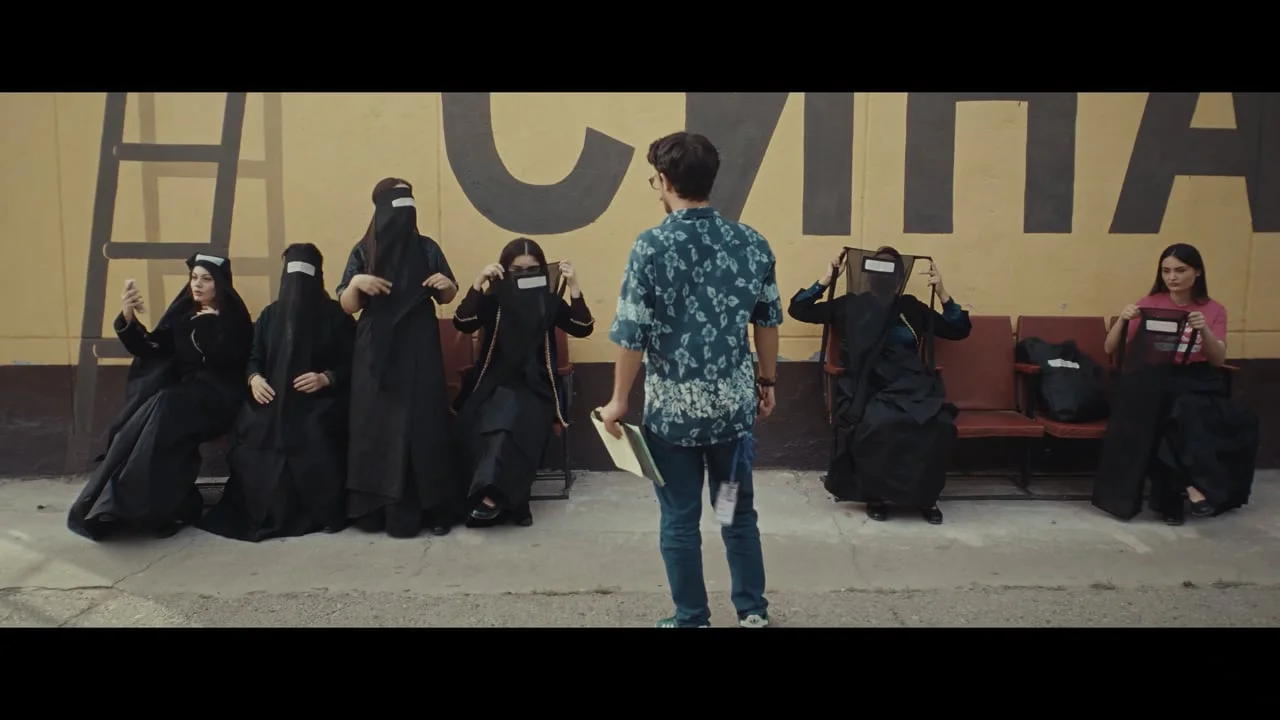 Trailer de Coelho Preto, Coelho Branco